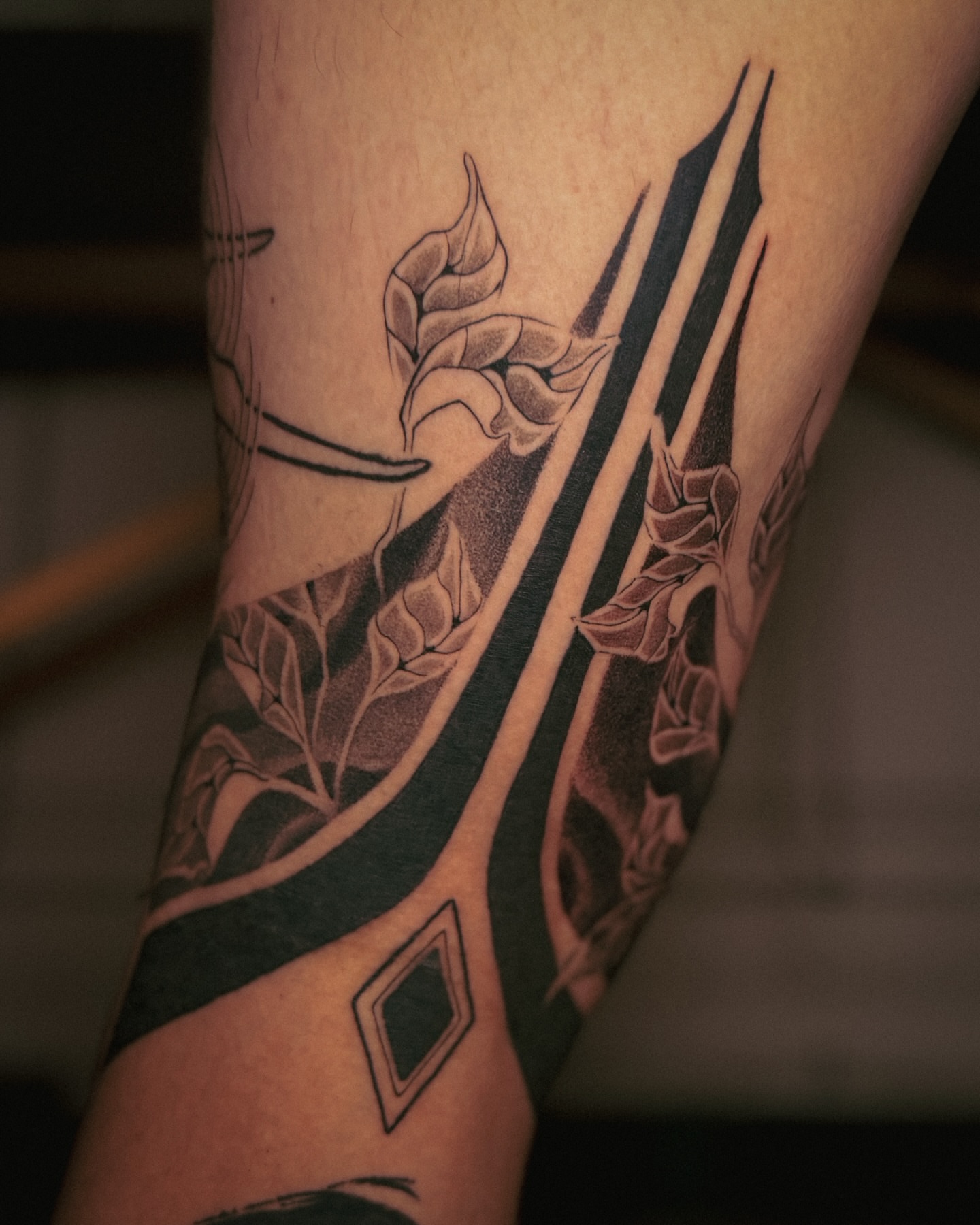 Tattoo by @marytattooing — black_and_grey, geometric
