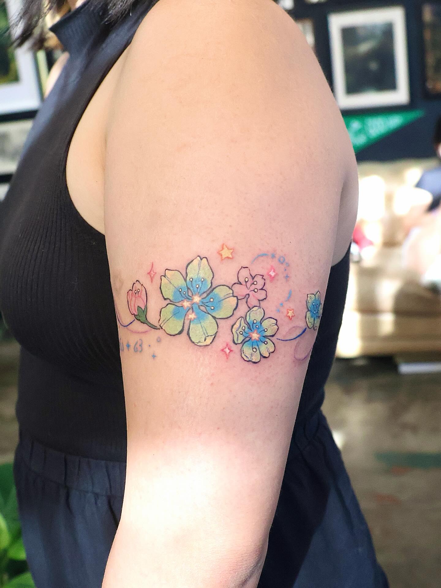 Flowers dotwork tattoo on the forearm by ๐๐๐โฆ้ชๆขจ๐