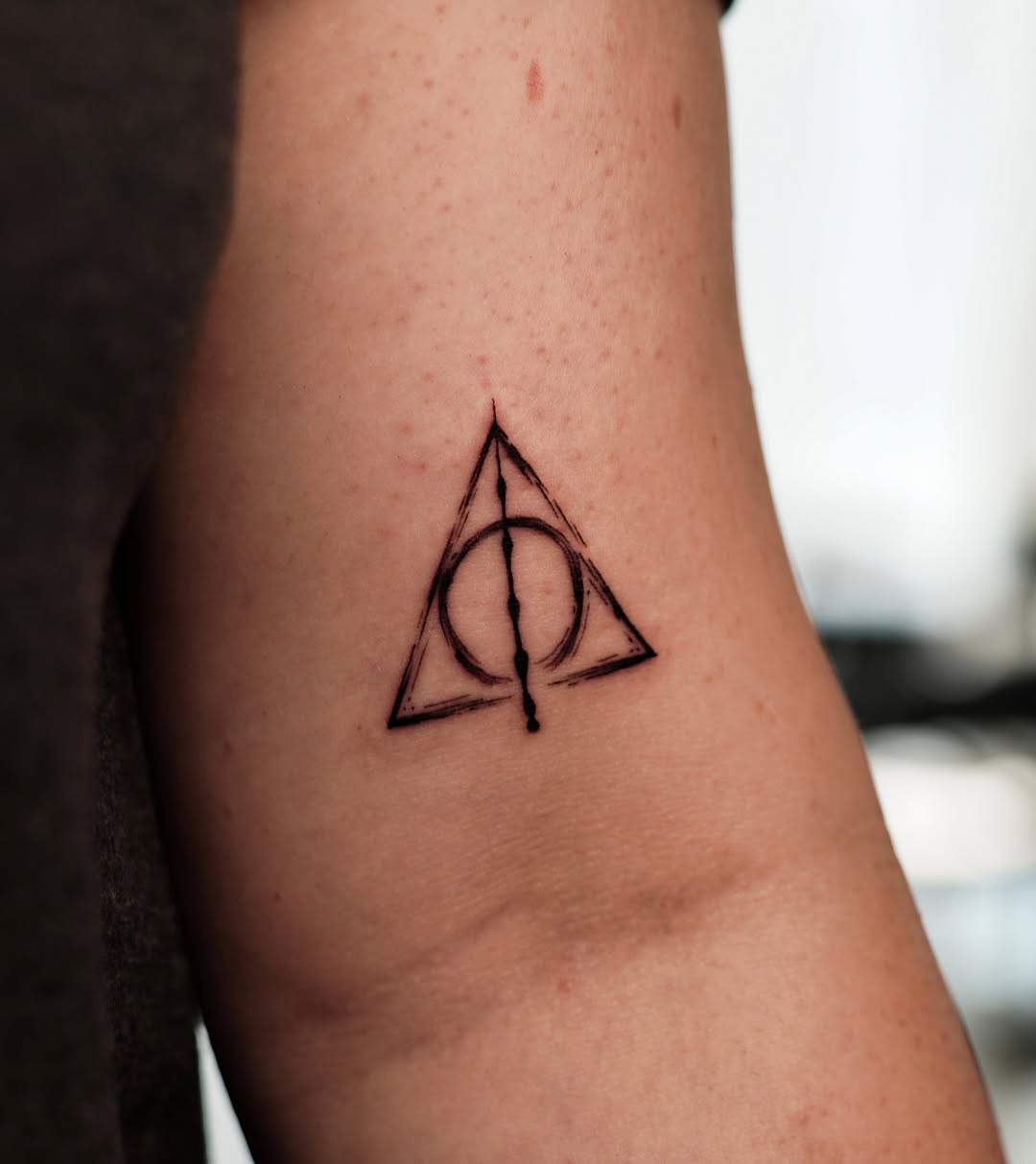 Tattoo by @sophiink — fine_line, minimalist