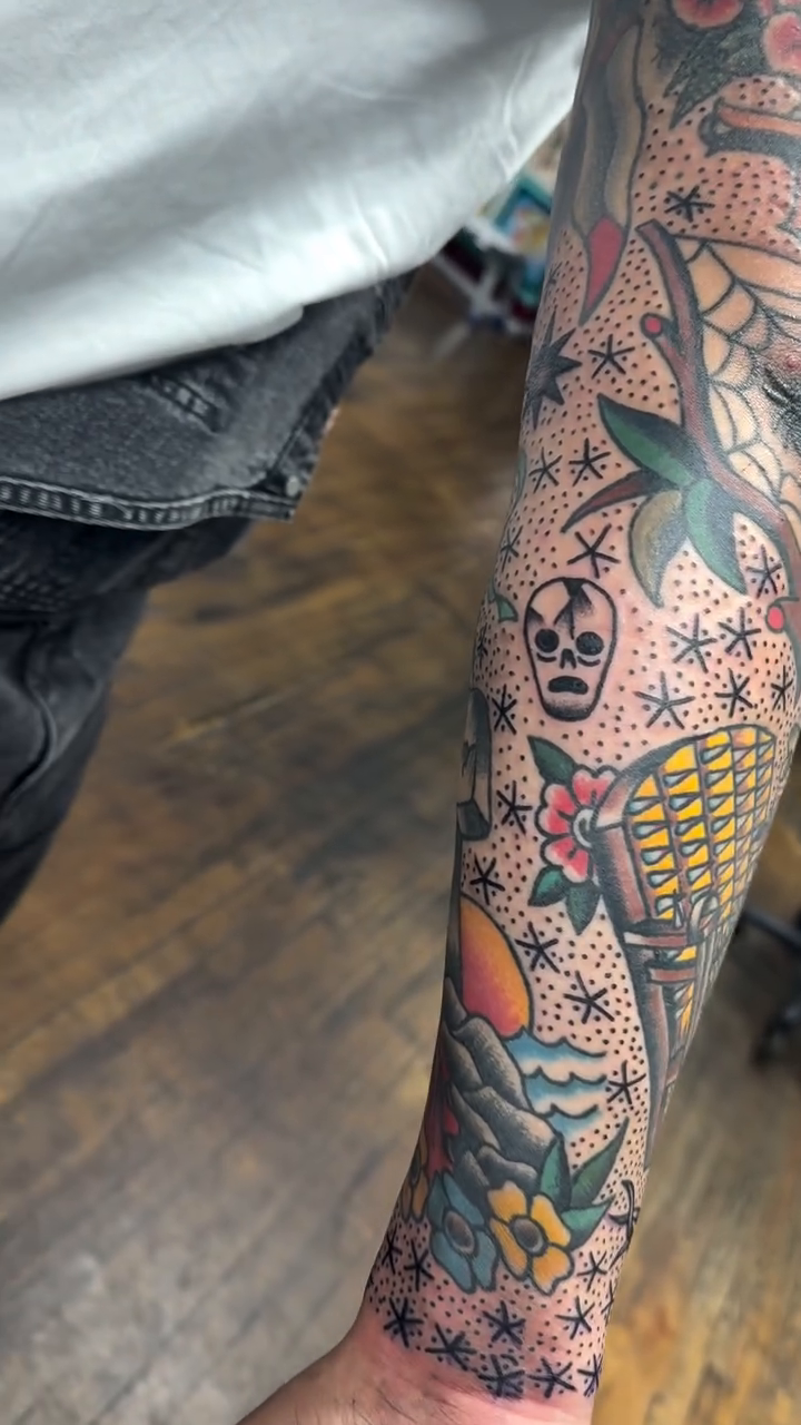 Tattoo by @mr.spidertattoo — american_traditional, neo_traditional