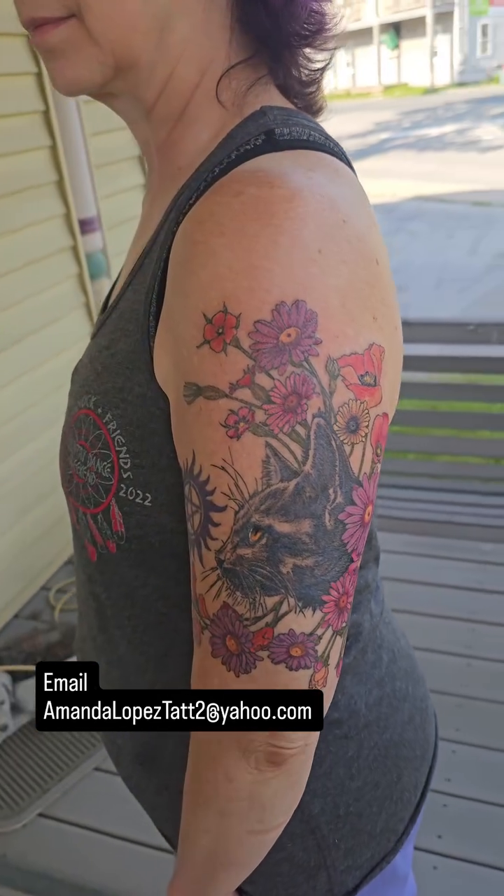 Tattoo by @amandalopeztatt2 — neo_traditional, realism