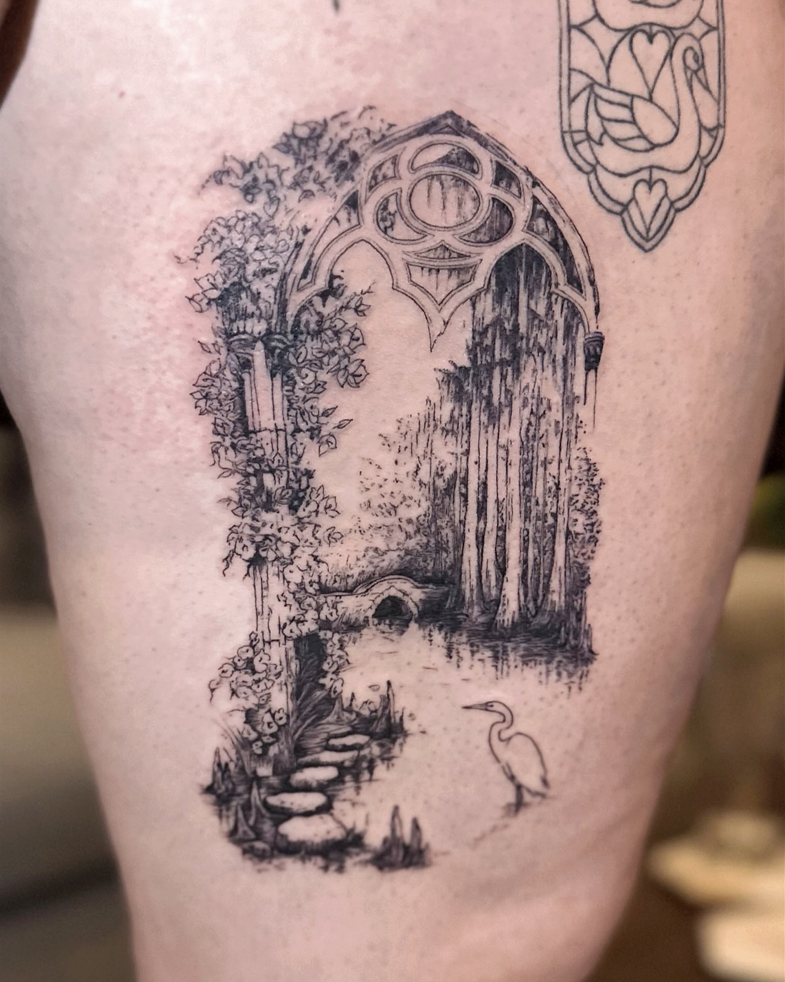 Gothic archway realism tattoo on the thigh by 𝗠𝗶𝗱𝗻𝗶𝗴𝗵𝘁 〰️ 𝕄𝕠𝕠𝕟𝕝𝕚𝕘𝕙𝕥