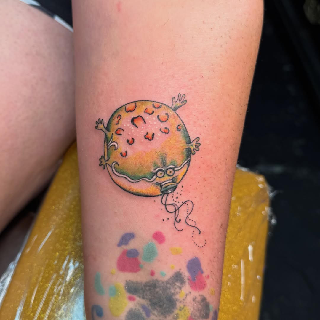Tattoo by @svk.tattoos β dotwork