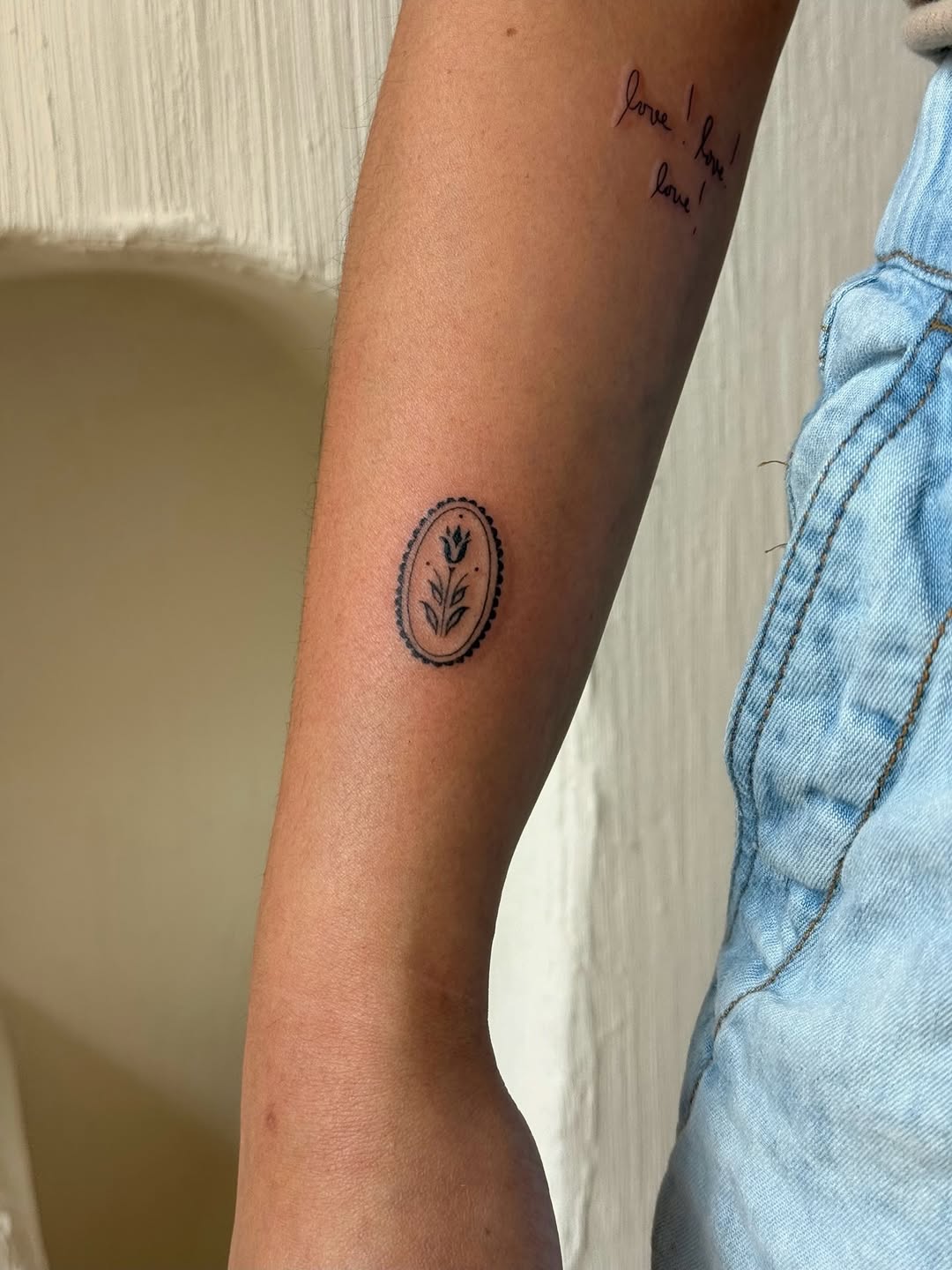 Tattoo by @feelinfineline โ fine_line, minimalist