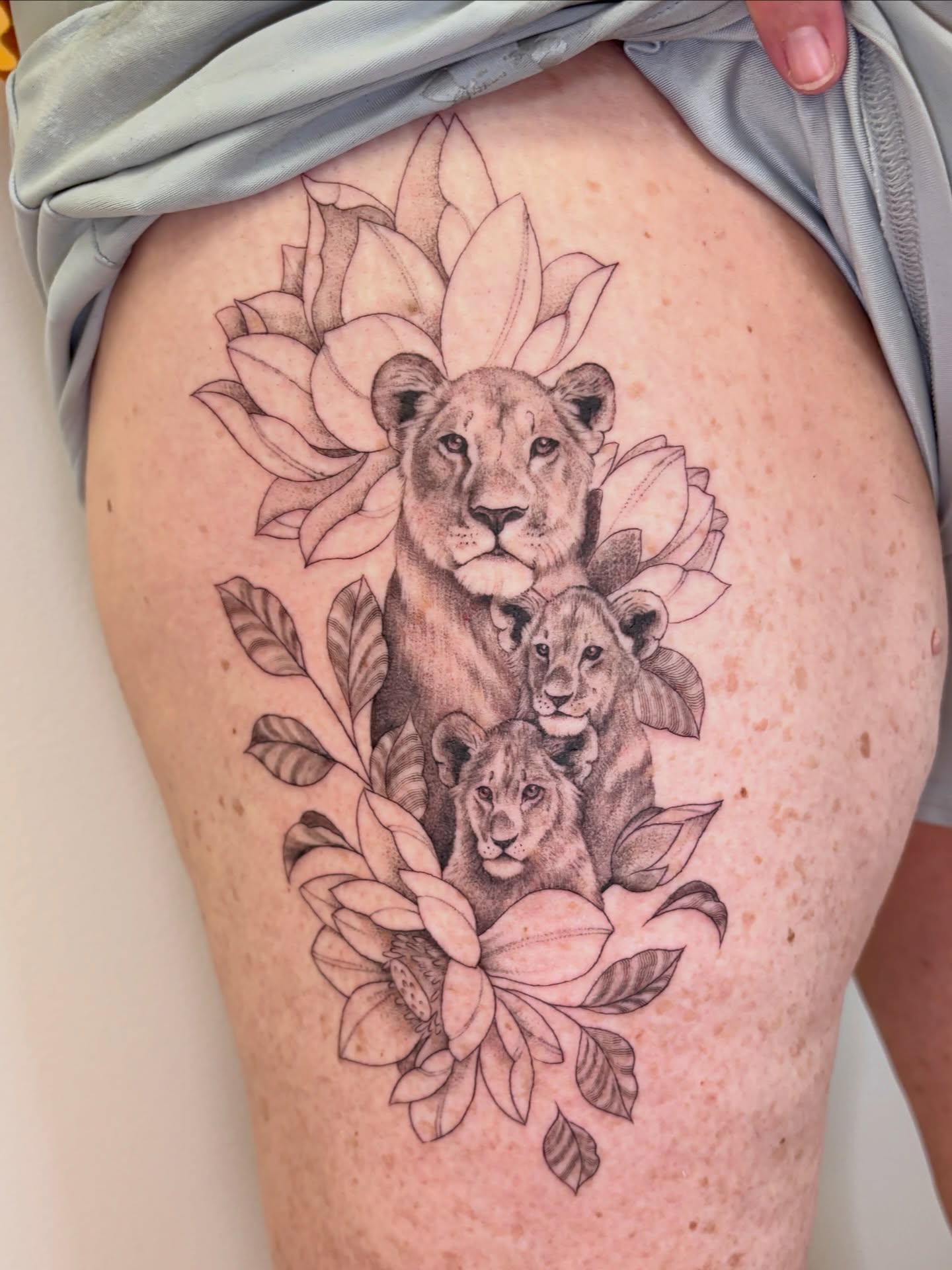 Tattoo by @amp.tattoos — black_and_grey, realism