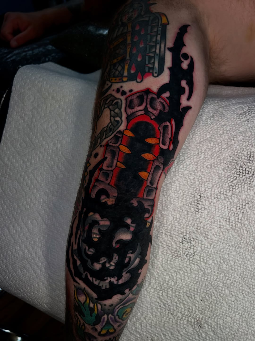Tattoo by @kit.creates โ american_traditional, blackwork