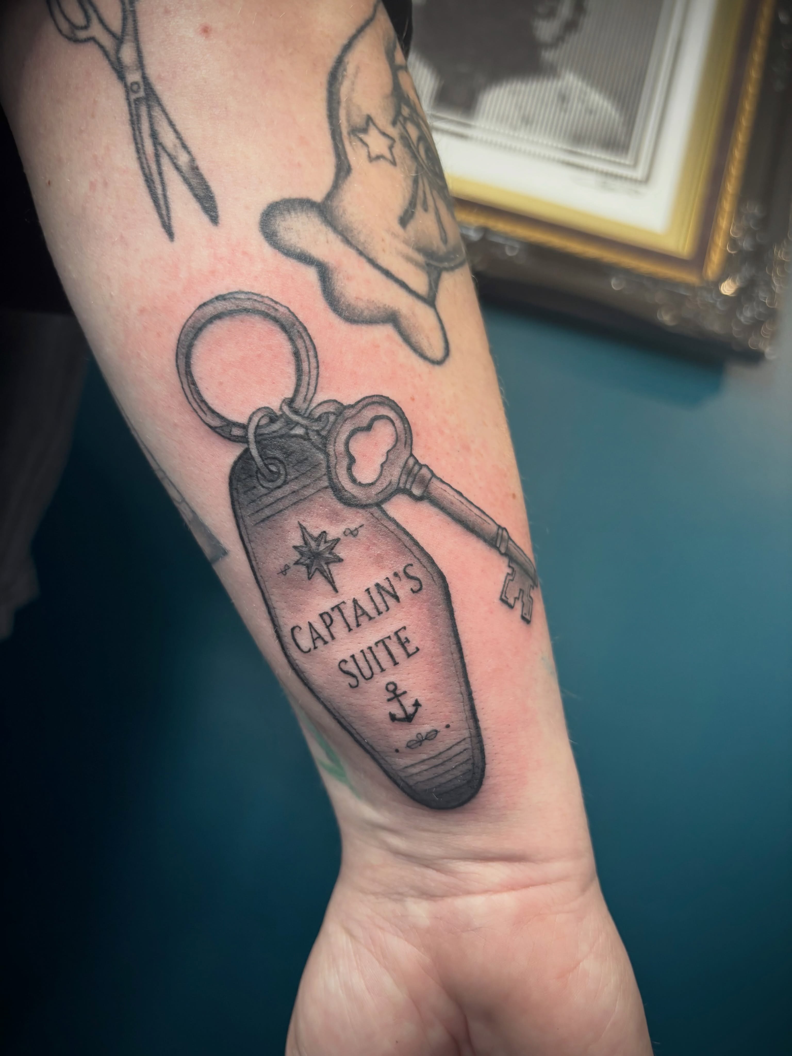 Tattoo by @houseofblackart — black_and_grey