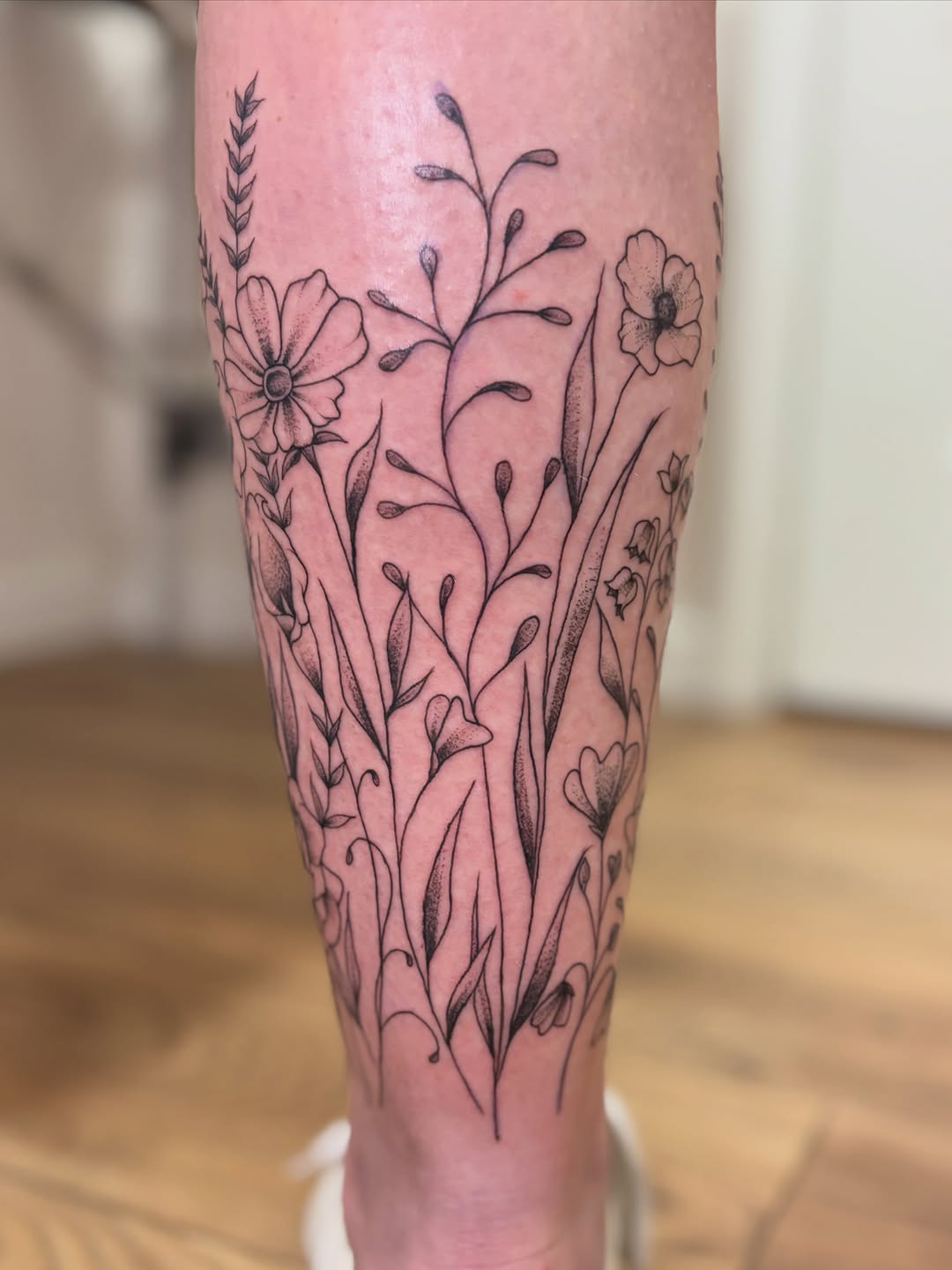 Tattoo by @athenaartistrytattoostudio — fine_line, dotwork
