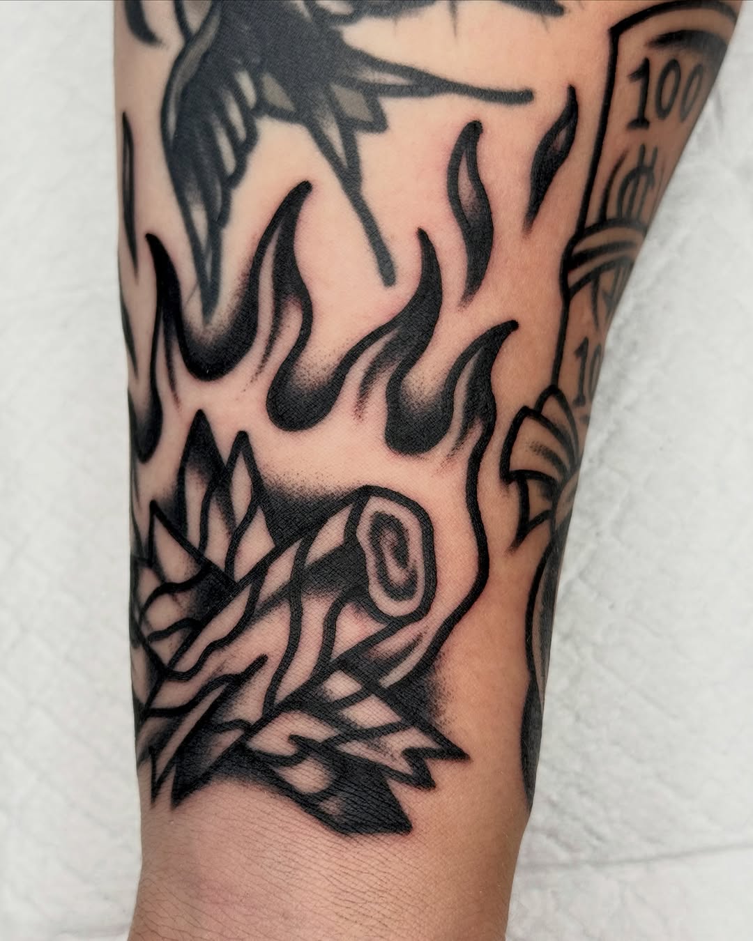 Tattoo by @allo_tattooer — american_traditional, black_and_grey