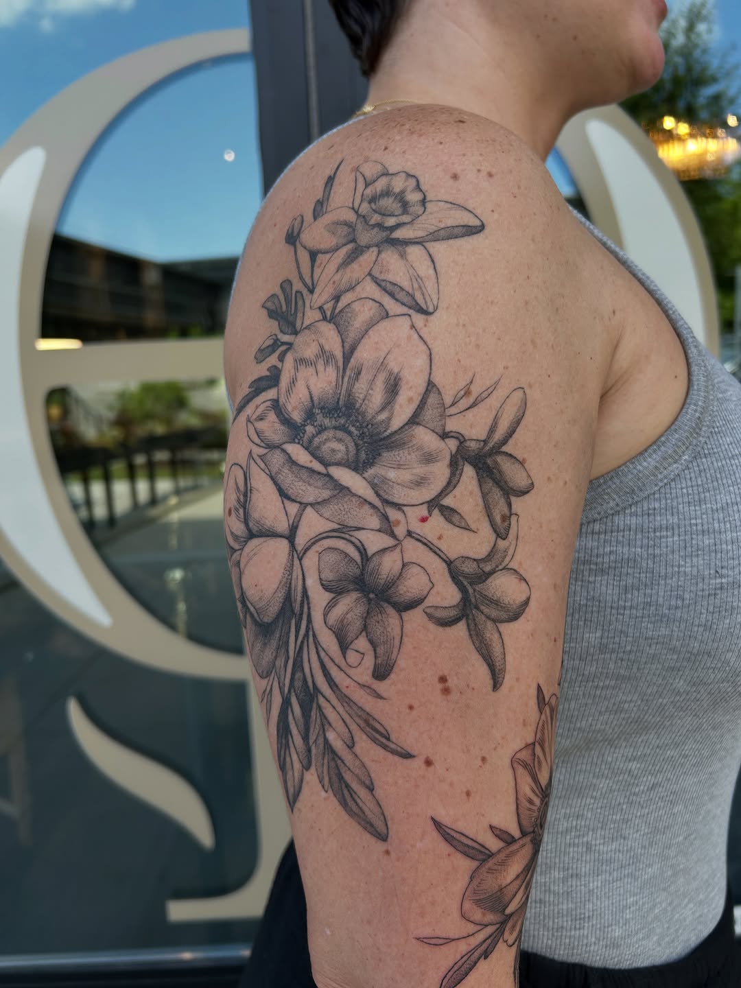 Tattoo by @thealliwilcox — black_and_grey, realism