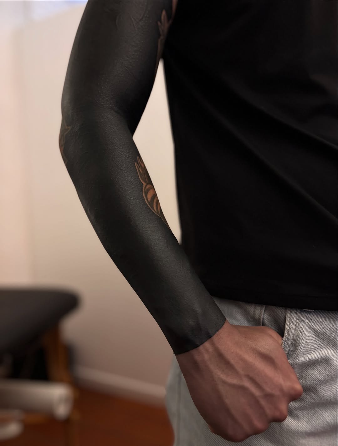 Tattoo by @azchiara — blackwork