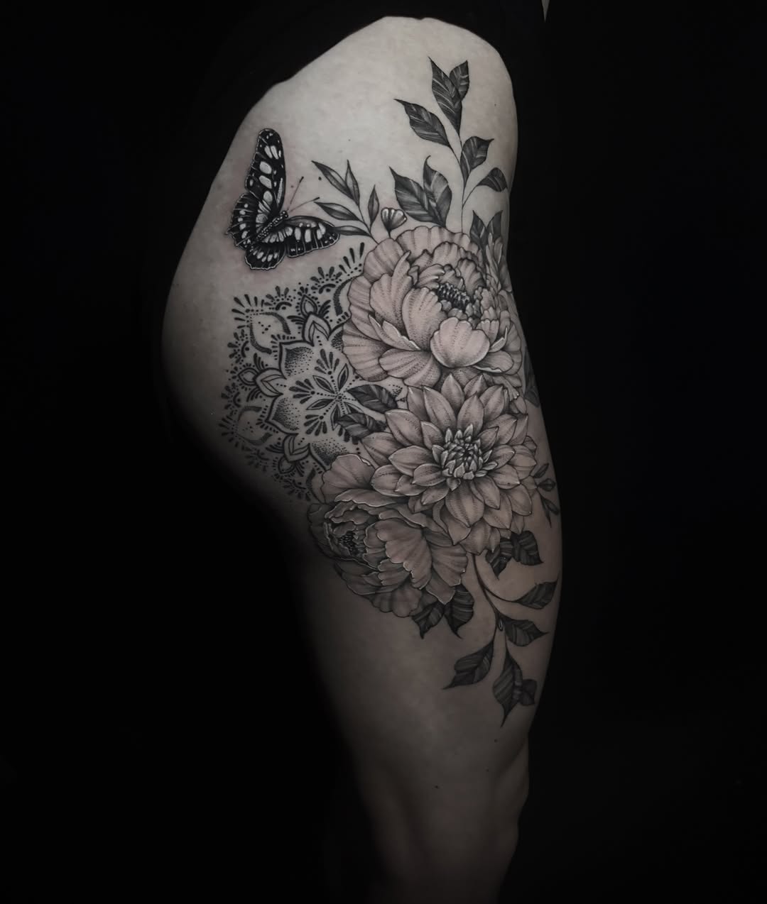 Tattoo by @shengguevaratattoos — black_and_grey, dotwork