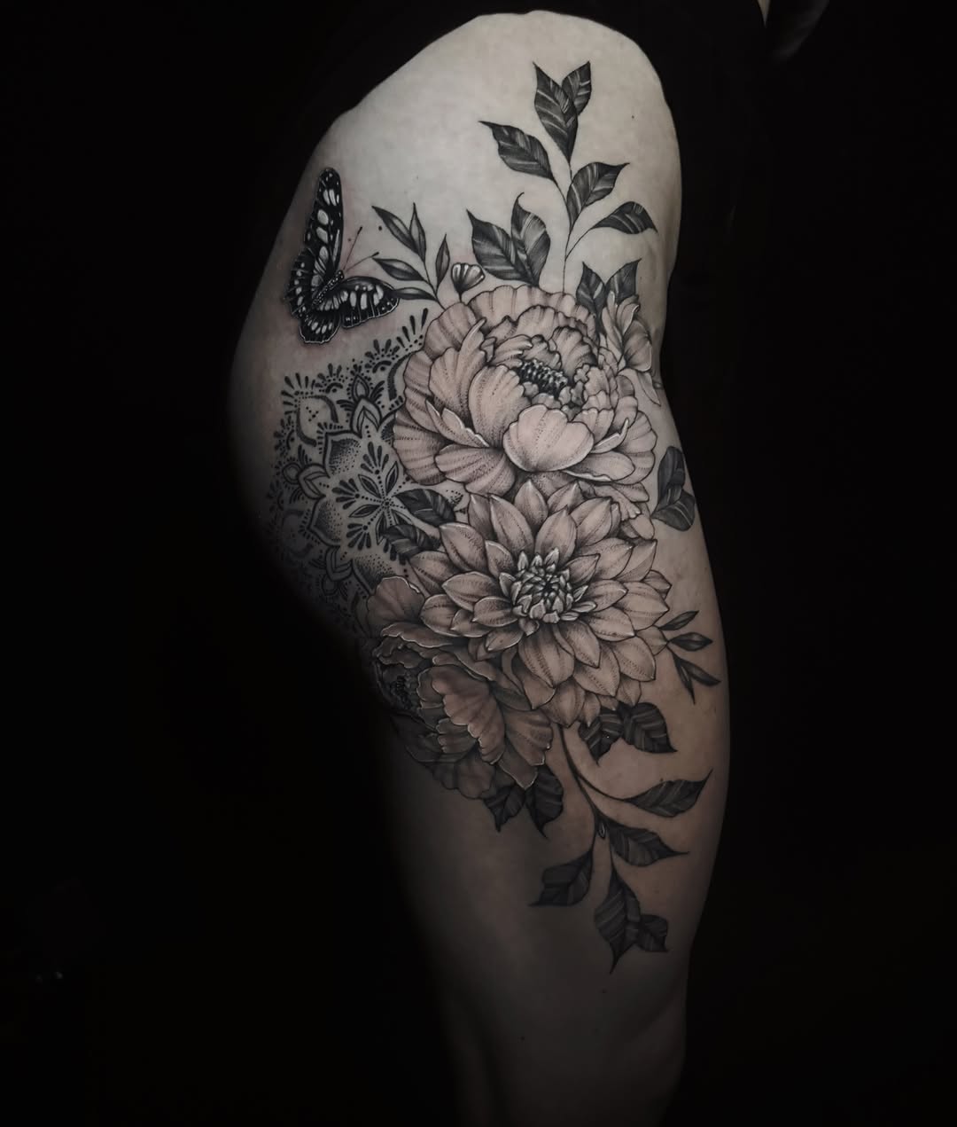 Tattoo by @shengguevaratattoos — black_and_grey, realism