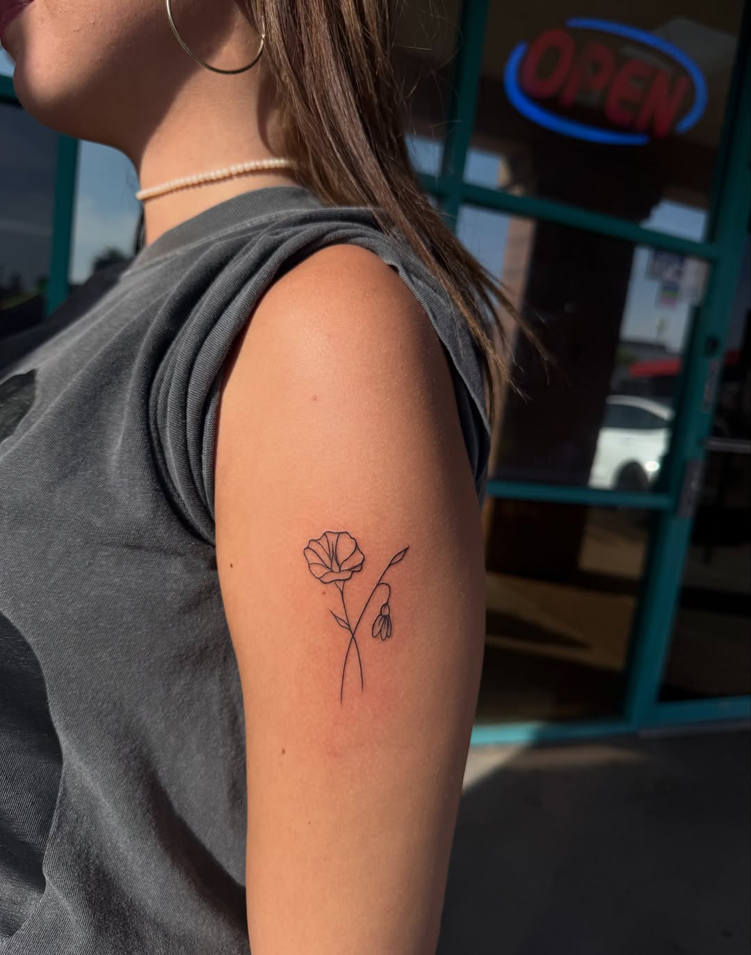 Tattoo by @kennastattys — fine_line, minimalist