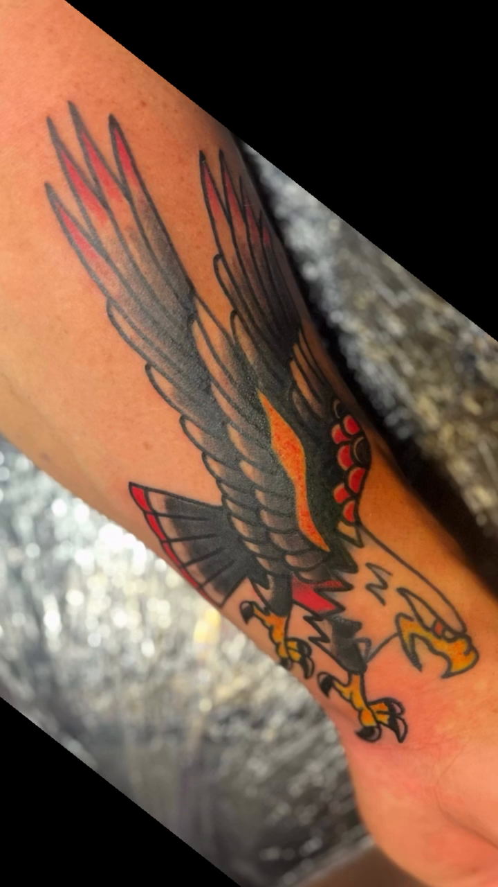 Tattoo by @flacosplacasos โ american_traditional