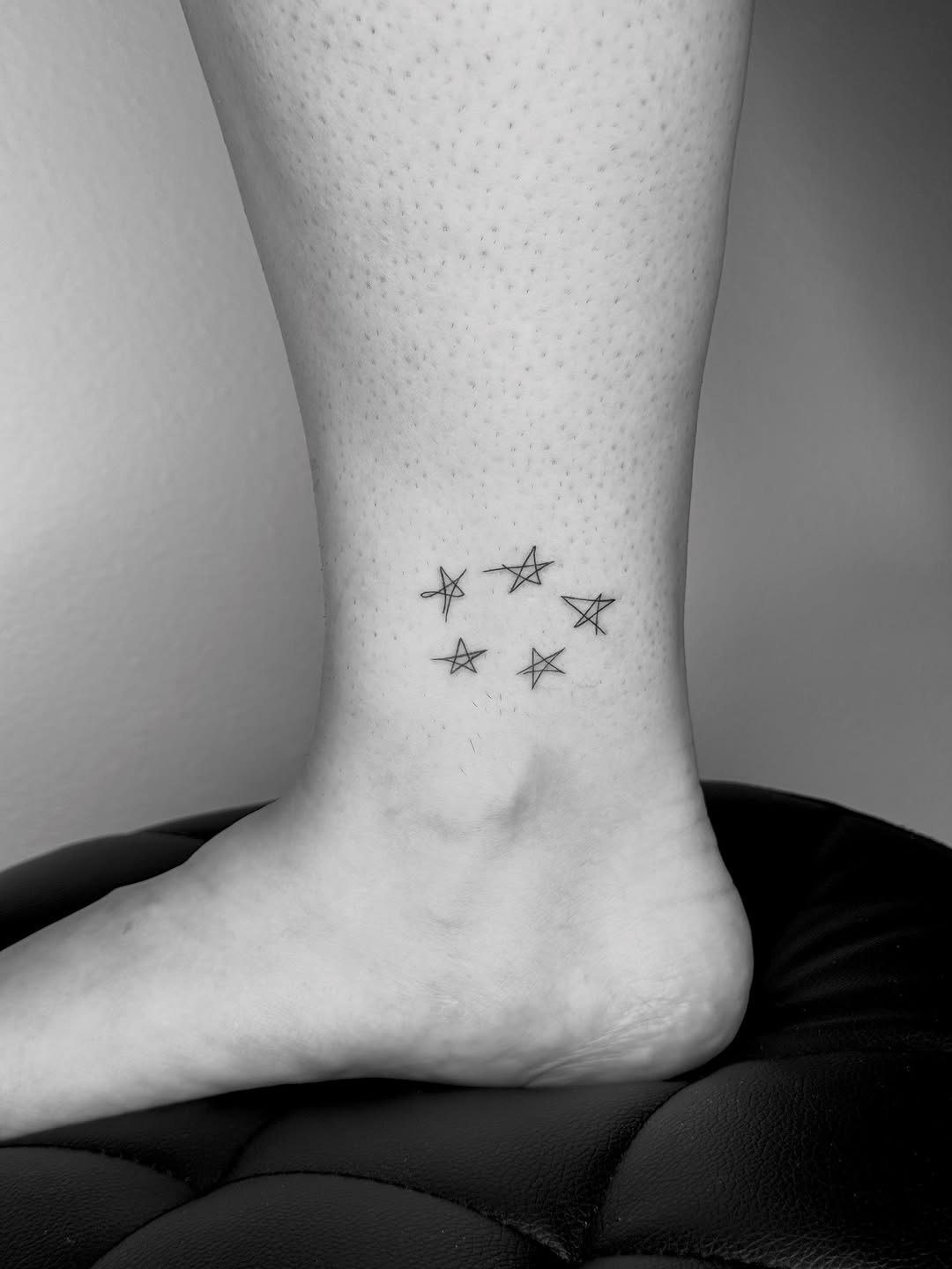 Tattoo by @ashleylorrainetattoos — fine_line, minimalist