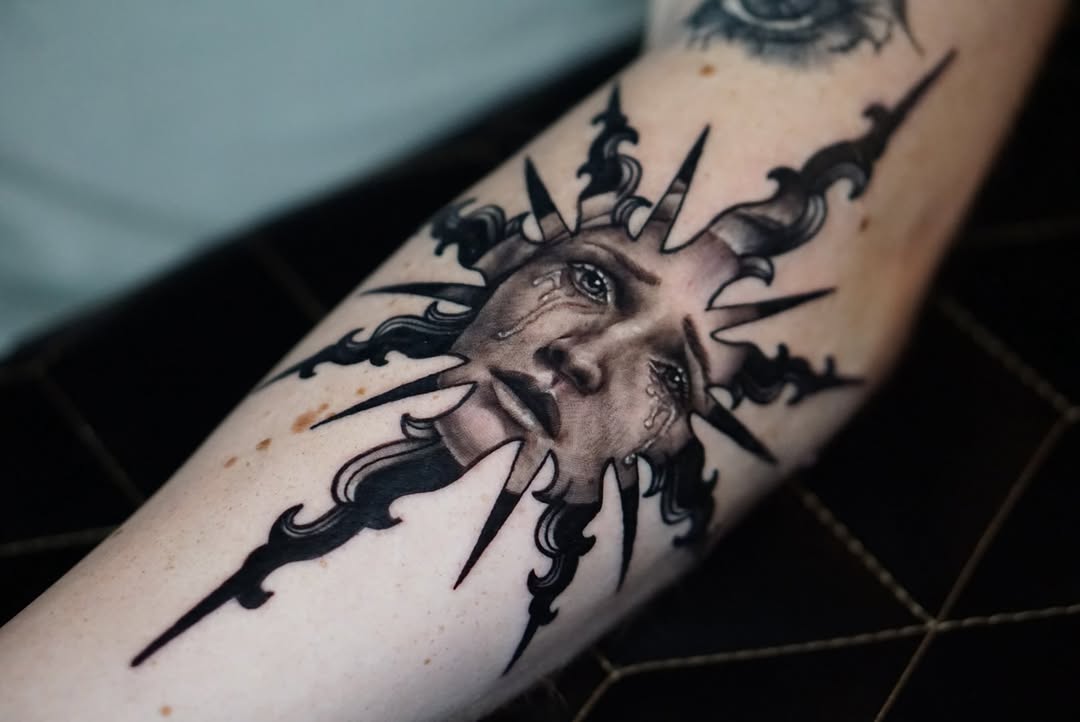 Tattoo by Carlie Raven, Hastings