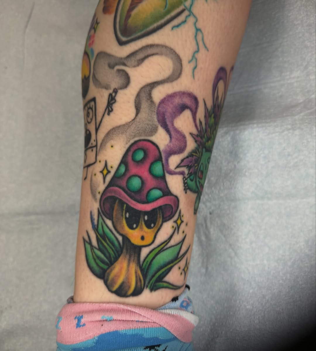 Tattoo by @samdoestattoos โ new_school