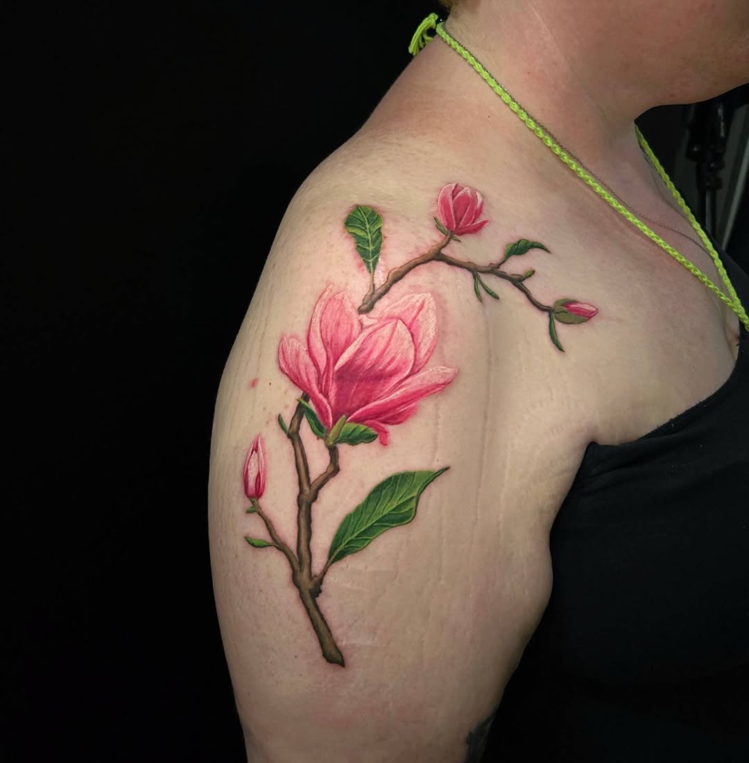Tattoo by @pearthebeartattoo โ realism, fine_line