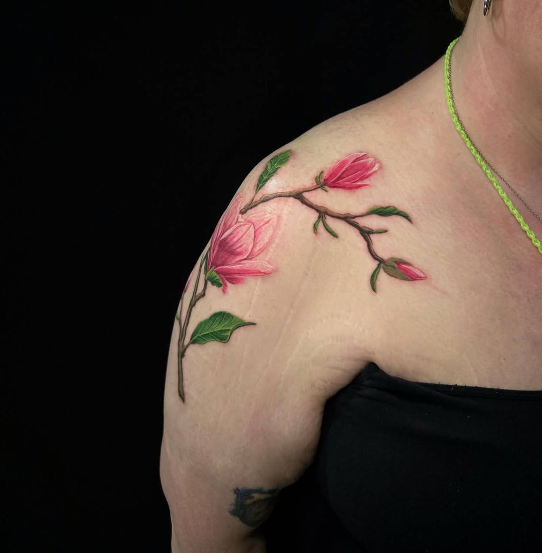 Tattoo by @pearthebeartattoo โ realism, fine_line