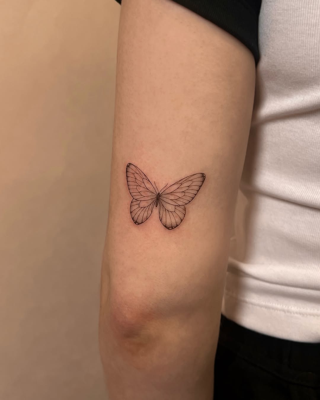 Tattoo by @tattooist_hyn — fine_line