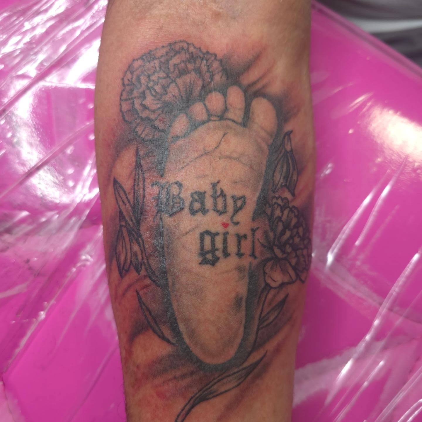 Tattoo by @kennedy_novella — black_and_grey