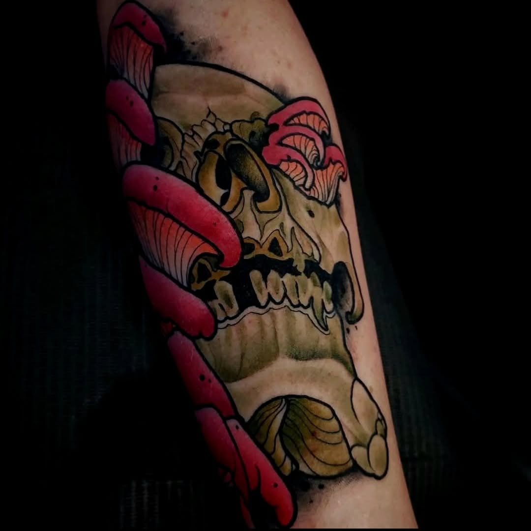 Tattoo by @fridaytattooer — dark_realism, blackwork