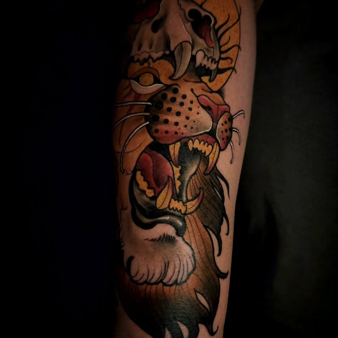 Tattoo by @fridaytattooer — neo_traditional, realism