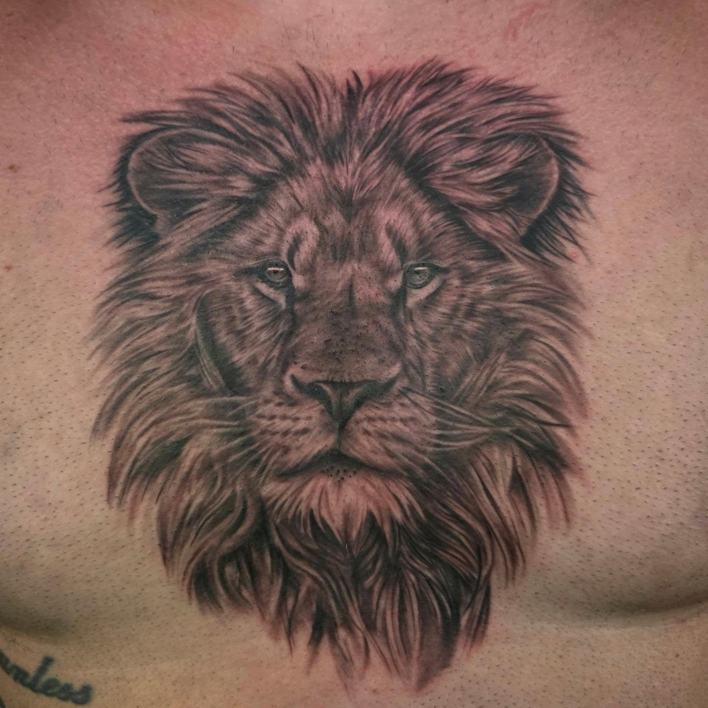 Tattoo by @_kosta_o — realism