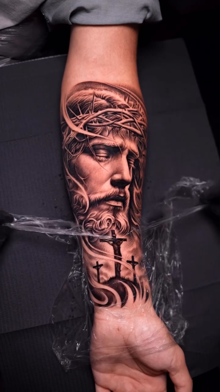Tattoo by @brayan_ink_tattoo — realism, black_and_grey