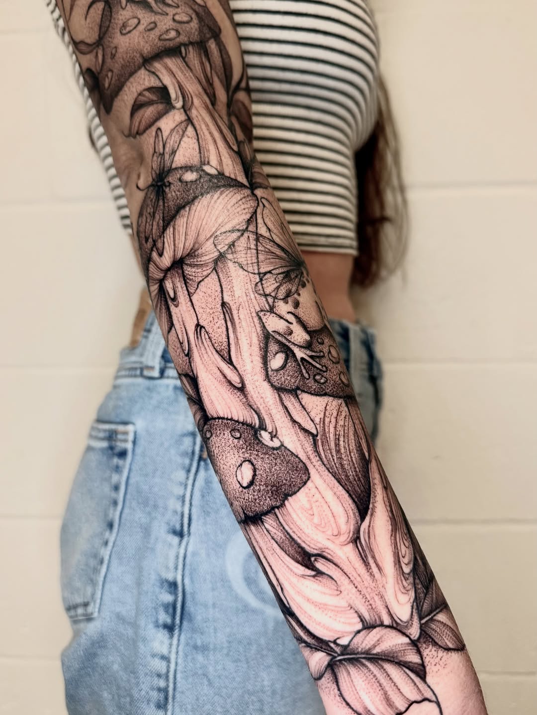 Tattoo by @arteink_bymirtha β dotwork, black_and_grey