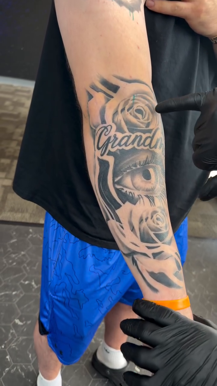 Tattoo by @shellzinkz — black_and_grey, realism