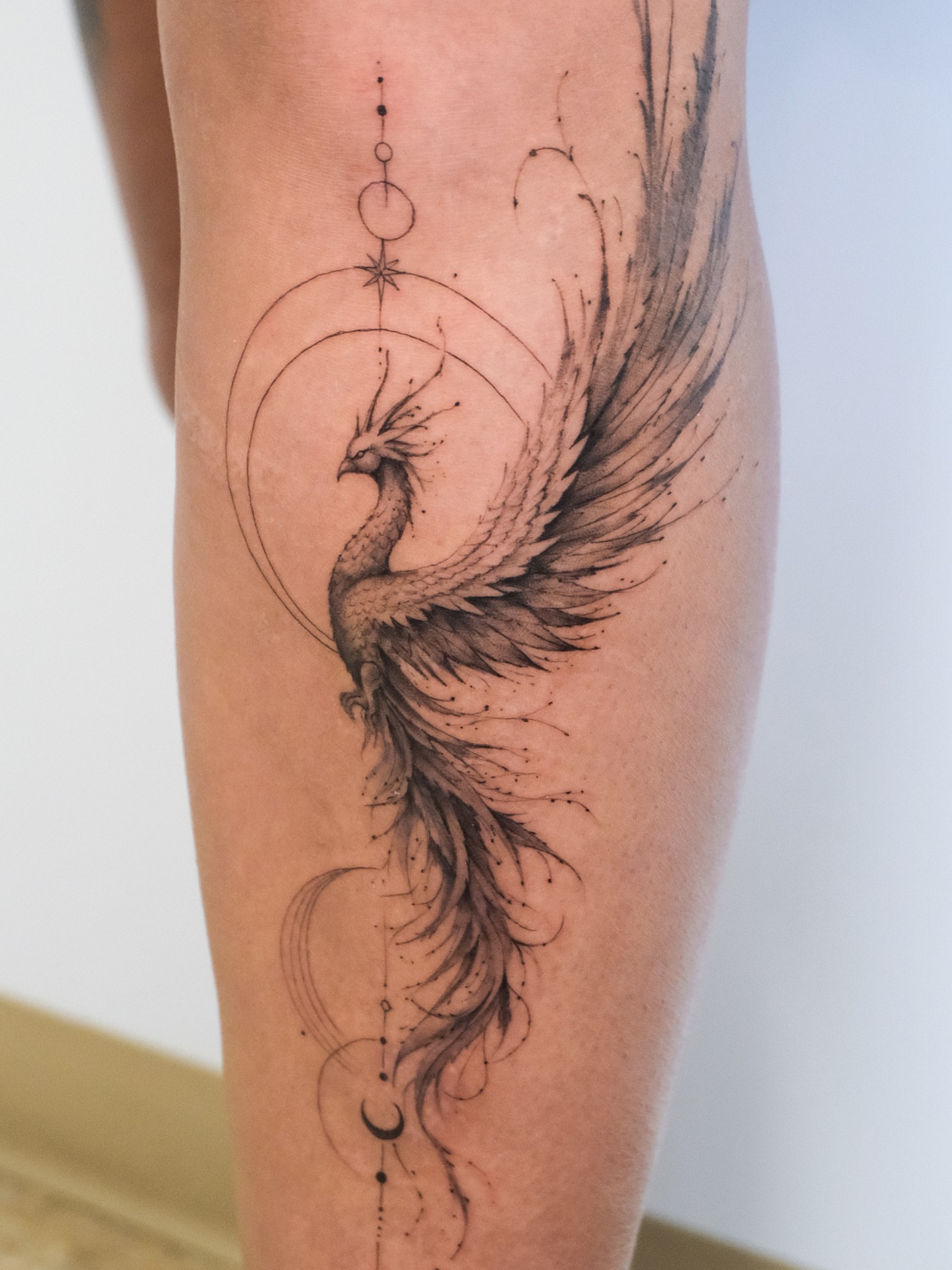 Tattoo by @viento_tattoos โ dotwork, black_and_grey