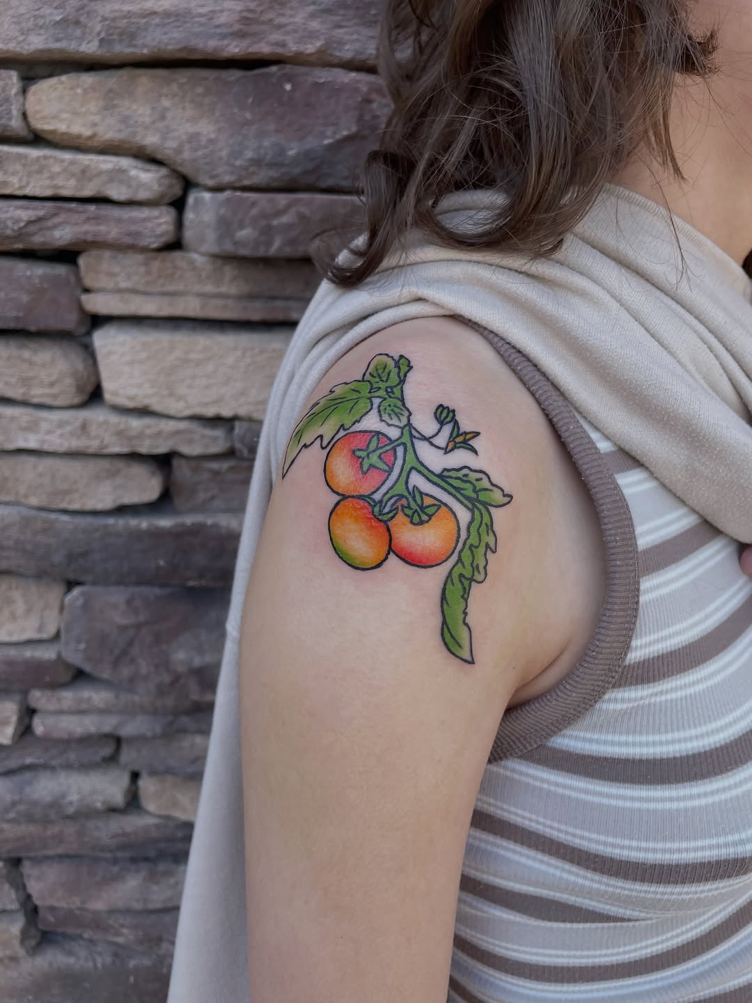 Tattoo by @mallorydoestattoos โ illustrative