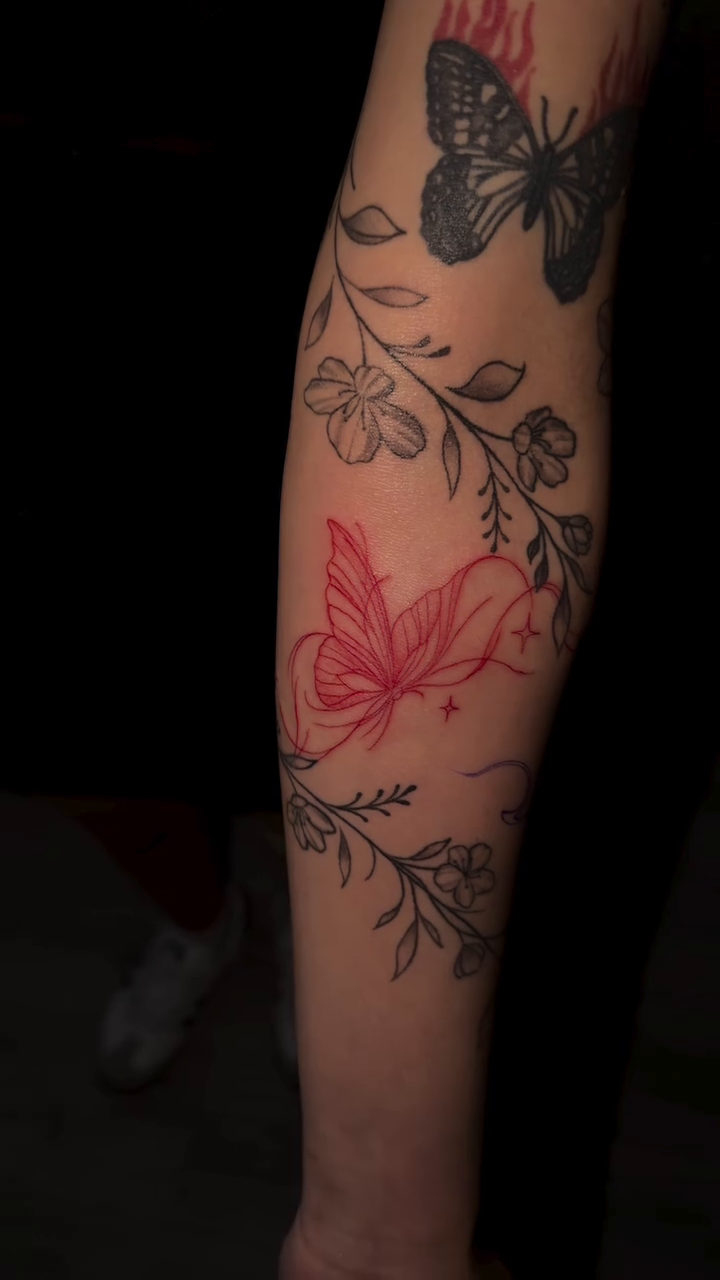 Tattoo by @antgot1nk — fine_line, black_and_grey