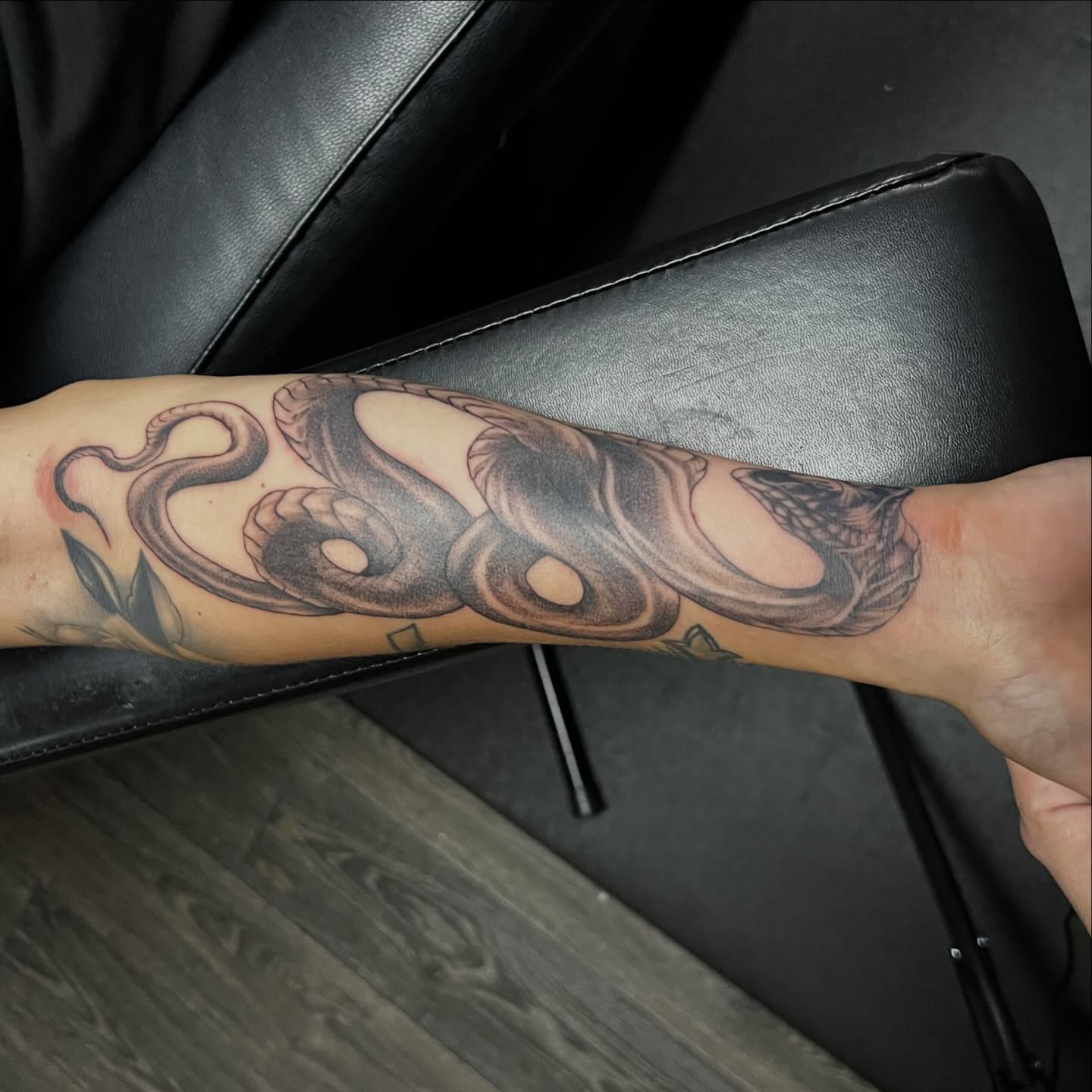 Tattoo by @darklunatattoos — black_and_grey