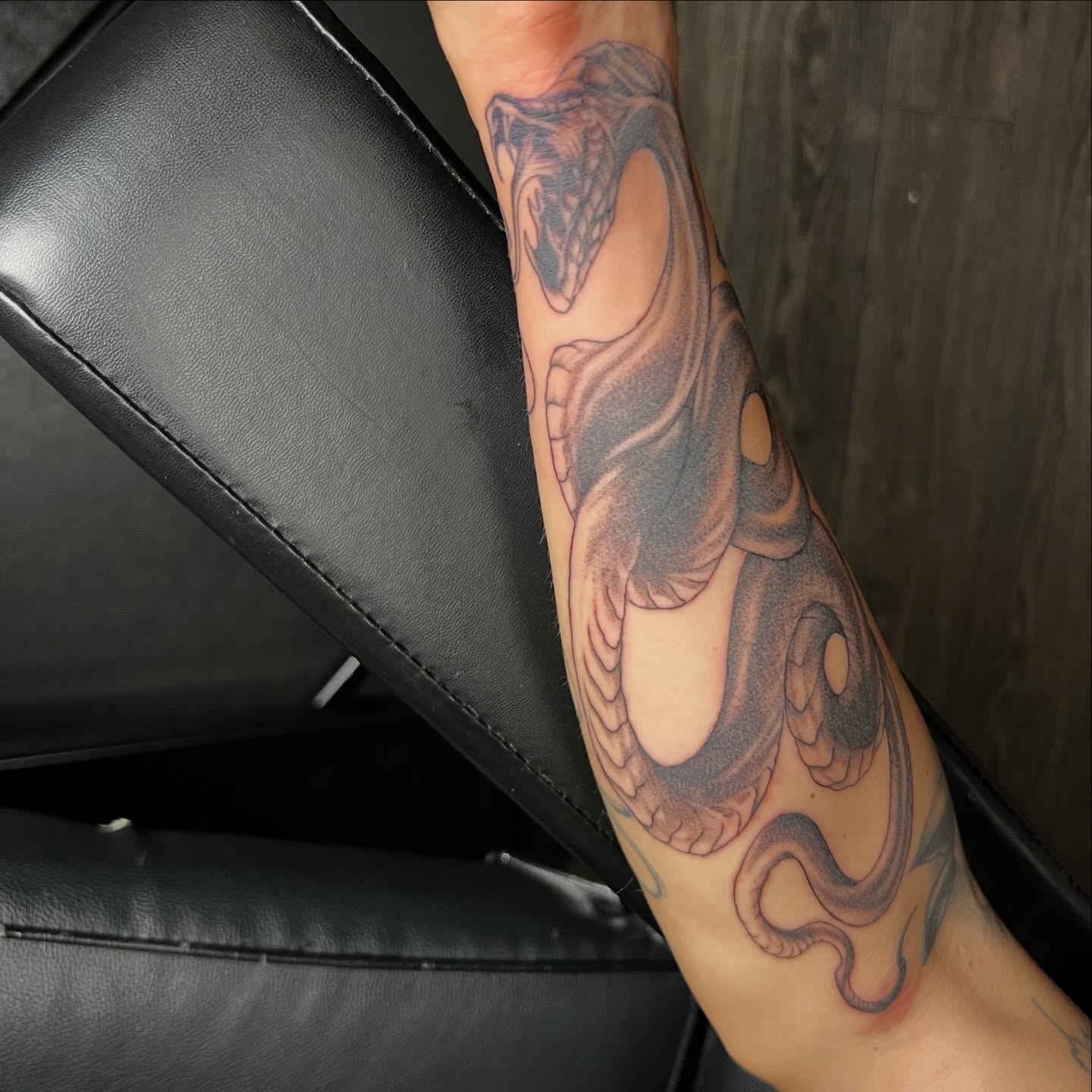 Tattoo by @darklunatattoos — black_and_grey