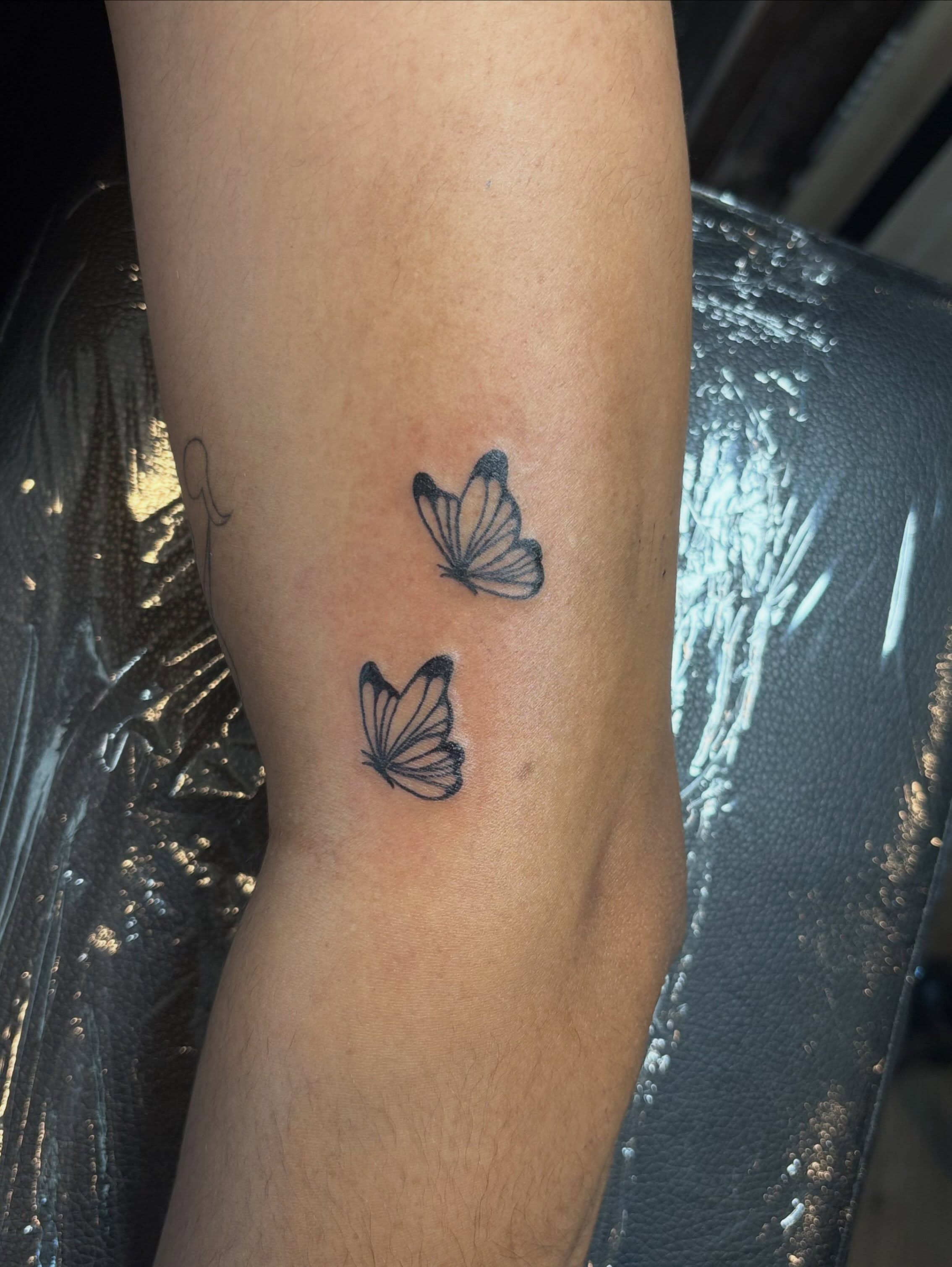 Tattoo by @emmas.tattoo.s — black_and_grey