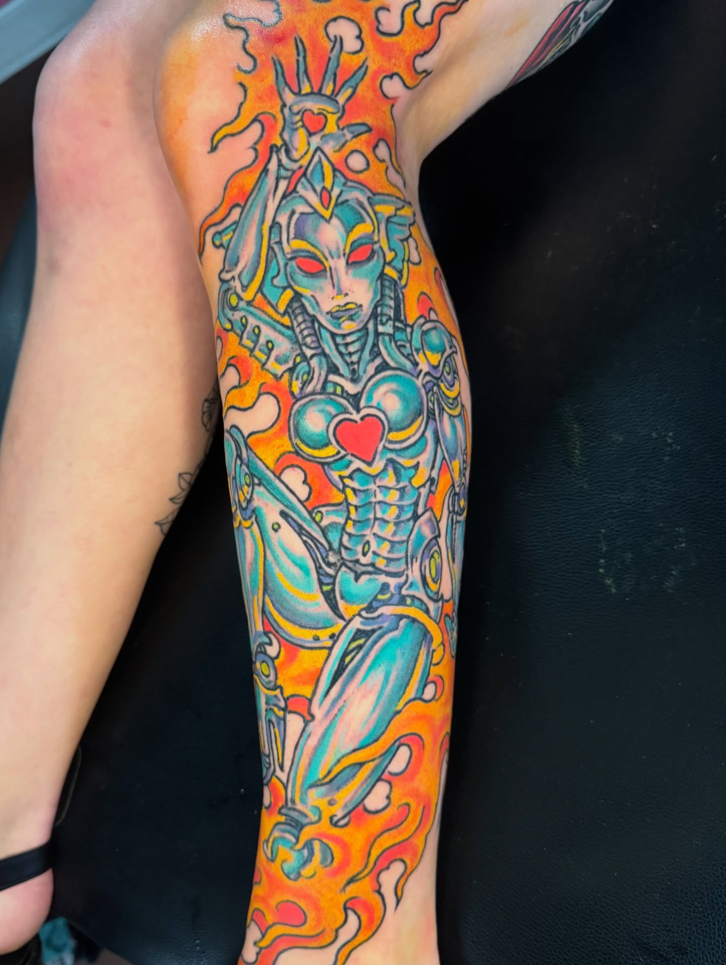 Tattoo by @annettelarulez — new_school, realism
