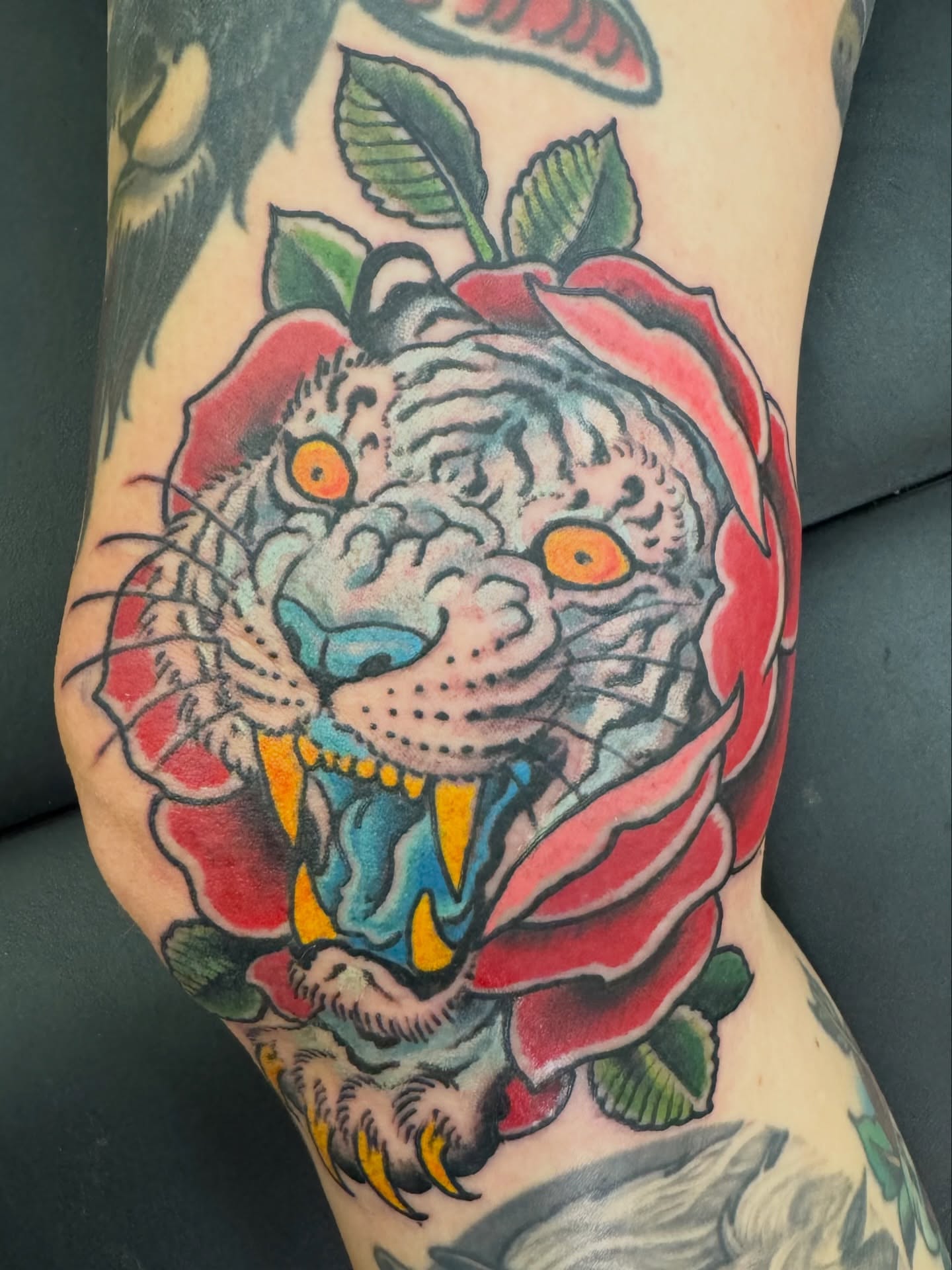 Tattoo by @annettelarulez — american_traditional, neo_traditional