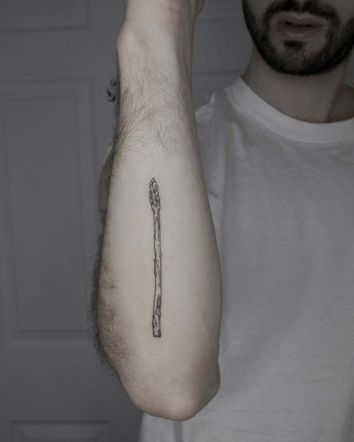 Tattoo by @parkkaro โ minimalist
