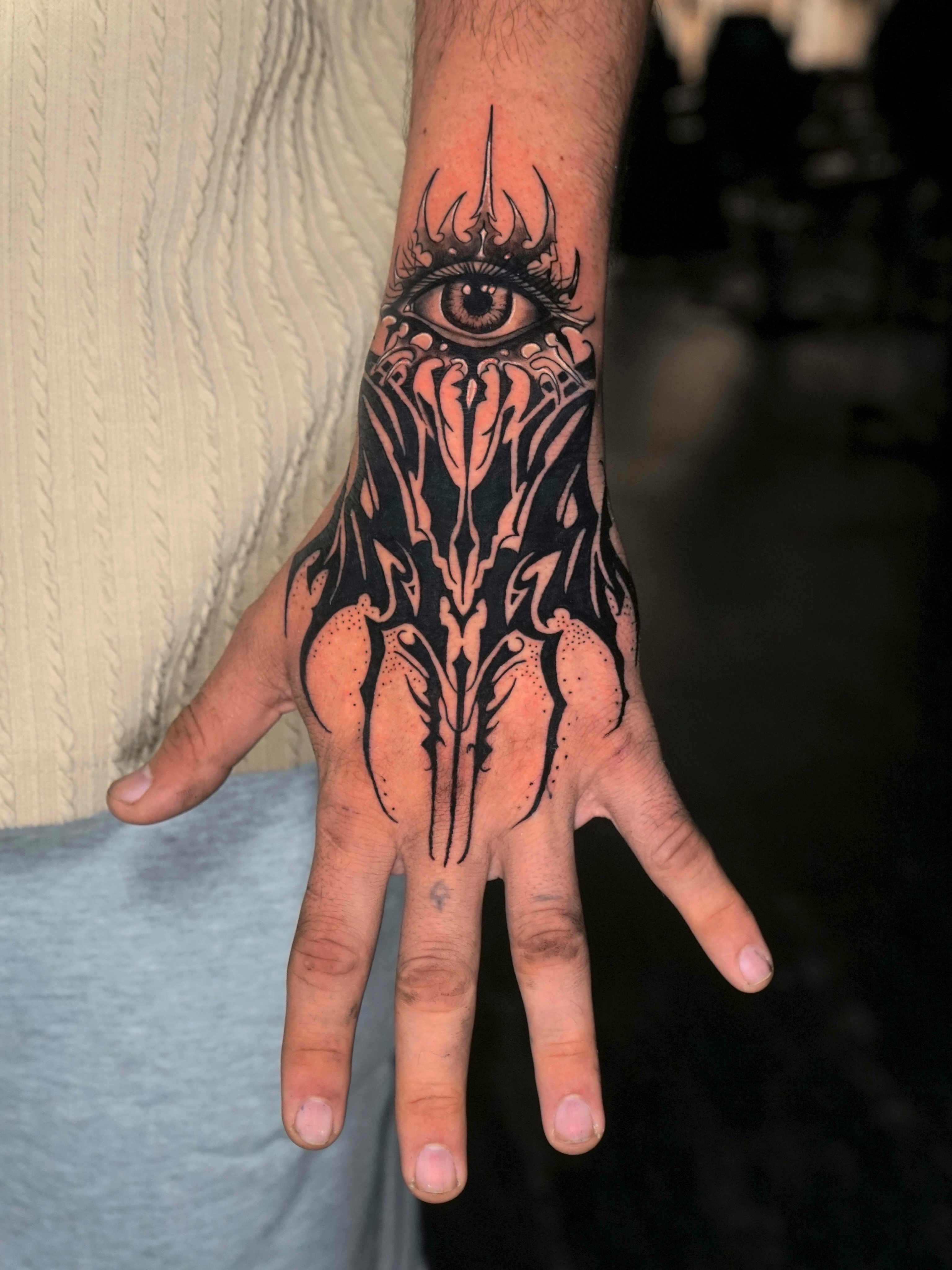 Tattoo by @santostefano.tattoo โ geometric, dark_realism