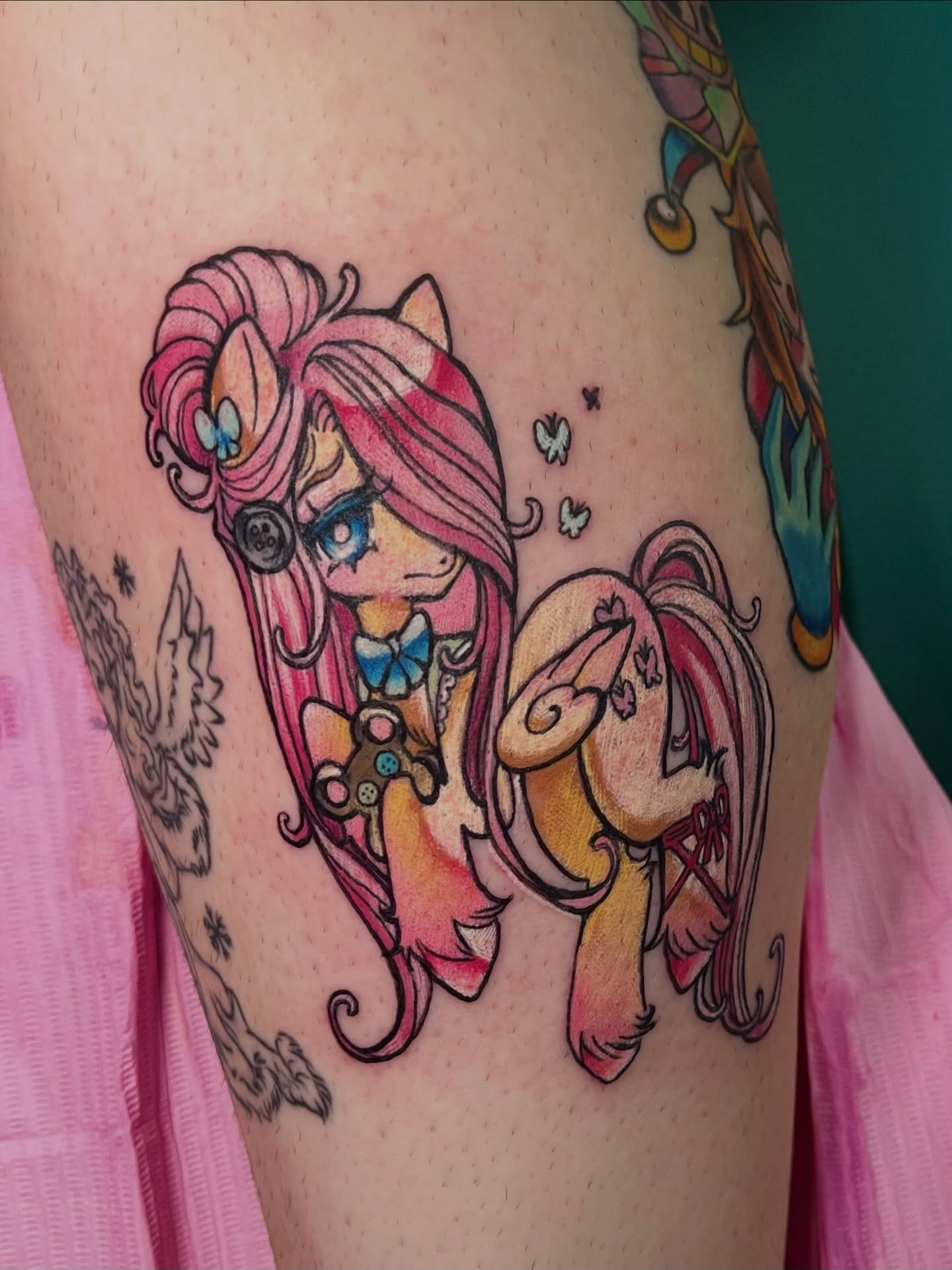 My little pony new school tattoo on the thigh by Cami Rose