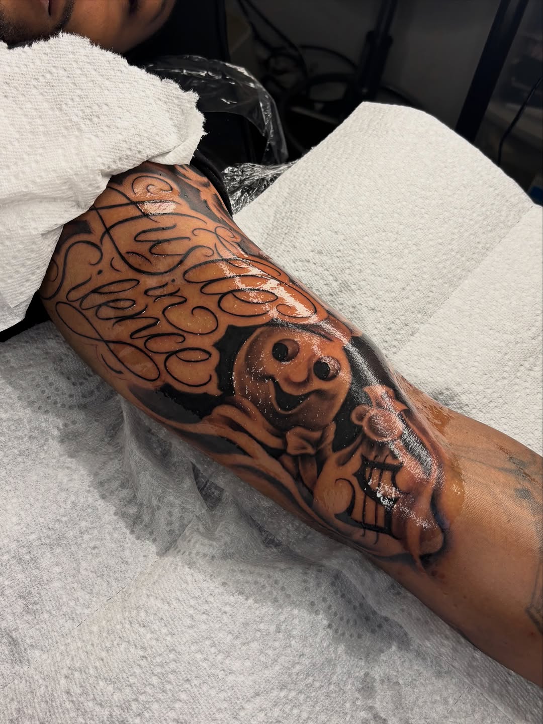 Tattoo by @10ktop_ink — lettering_script, black_and_grey