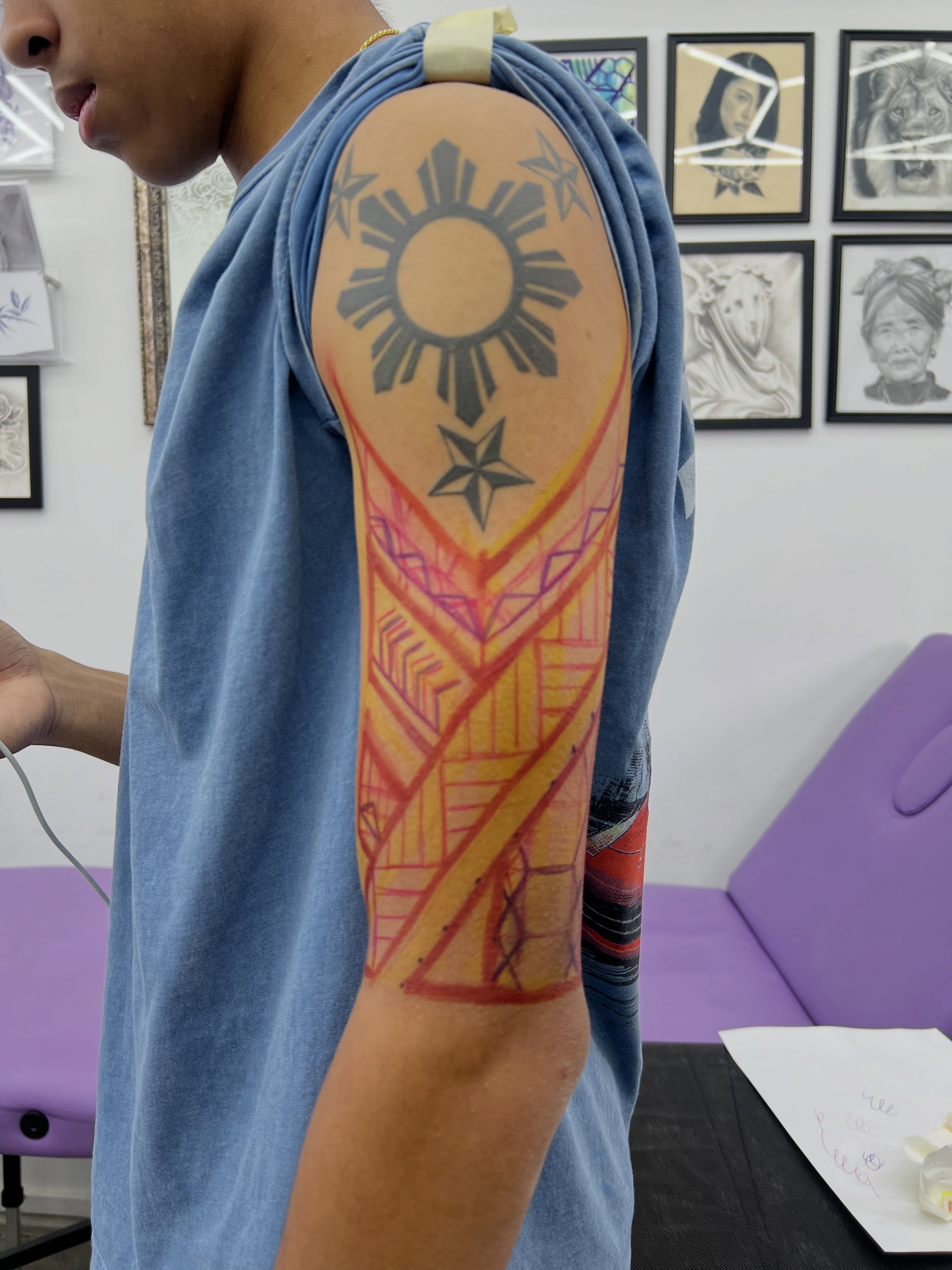 Tattoo by @tattoosbynatewebb โ geometric