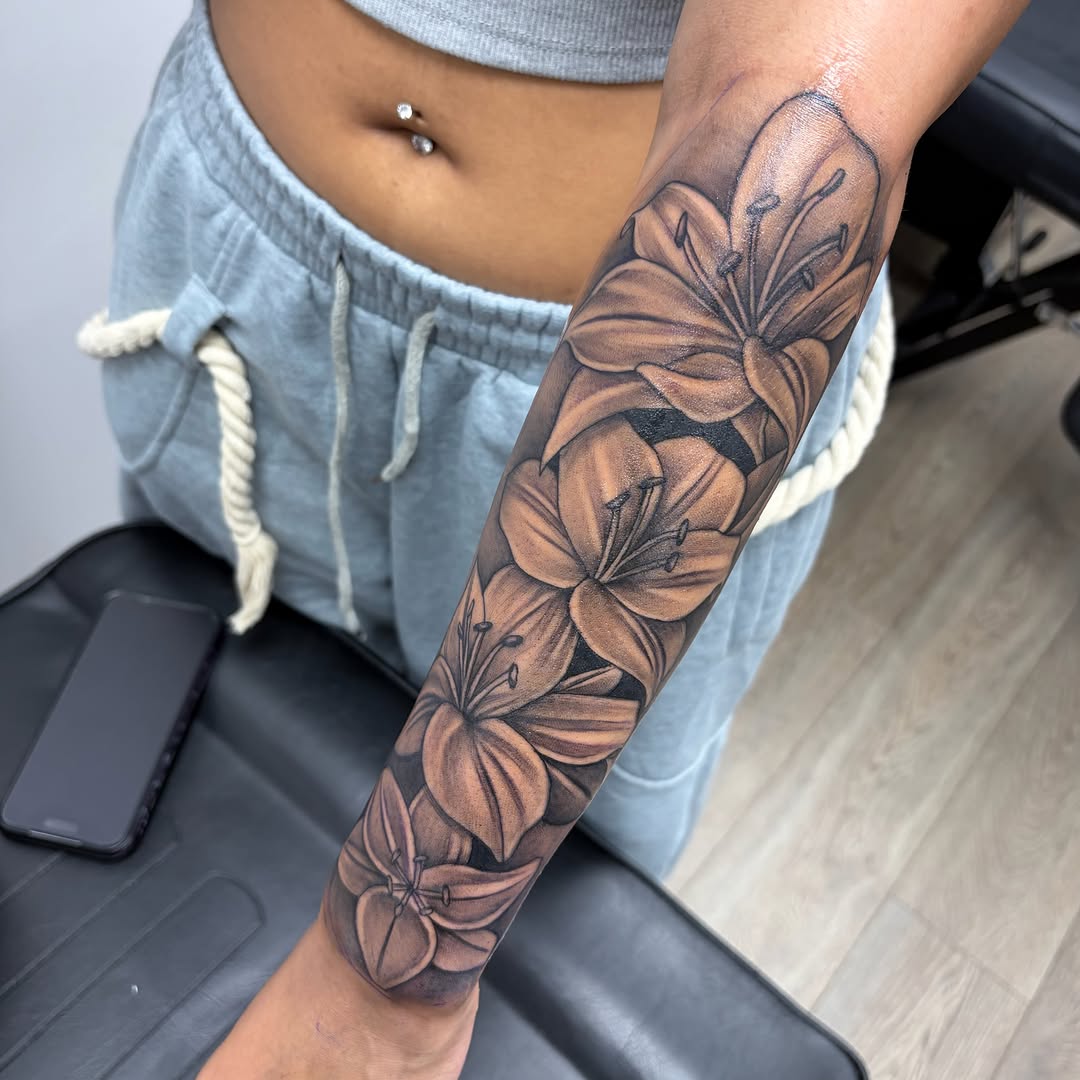 Tattoo by @tattoosbyalexander โ realism