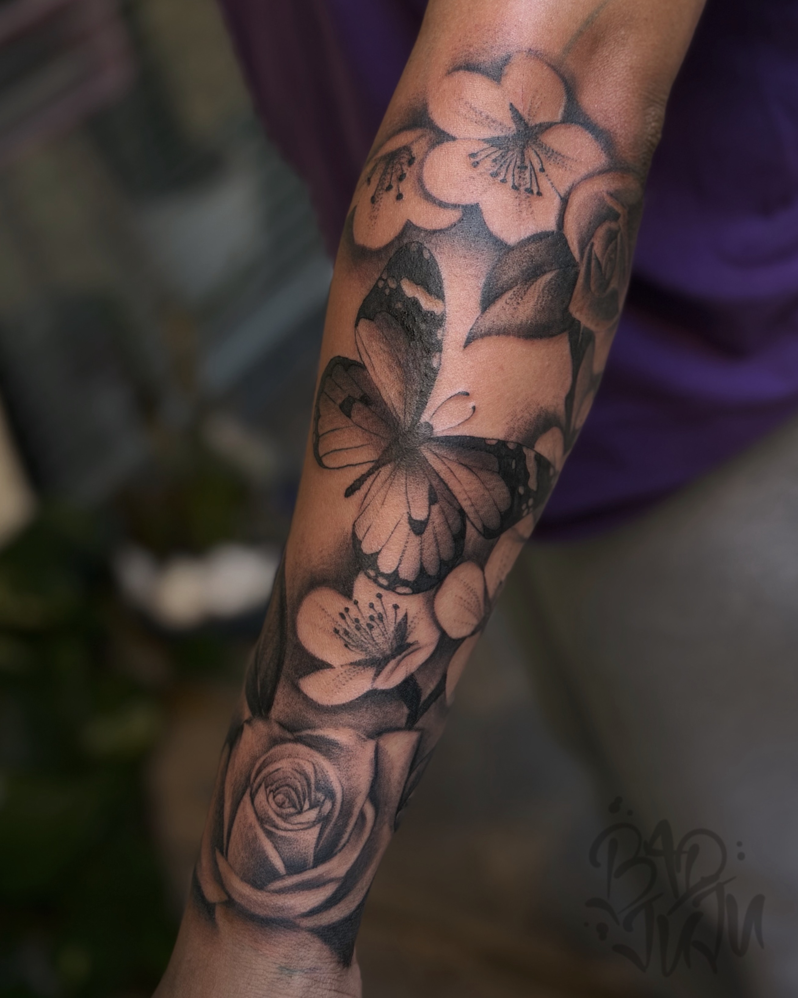Flowers and butterfly realism tattoo on the forearm by 💞Juju💕