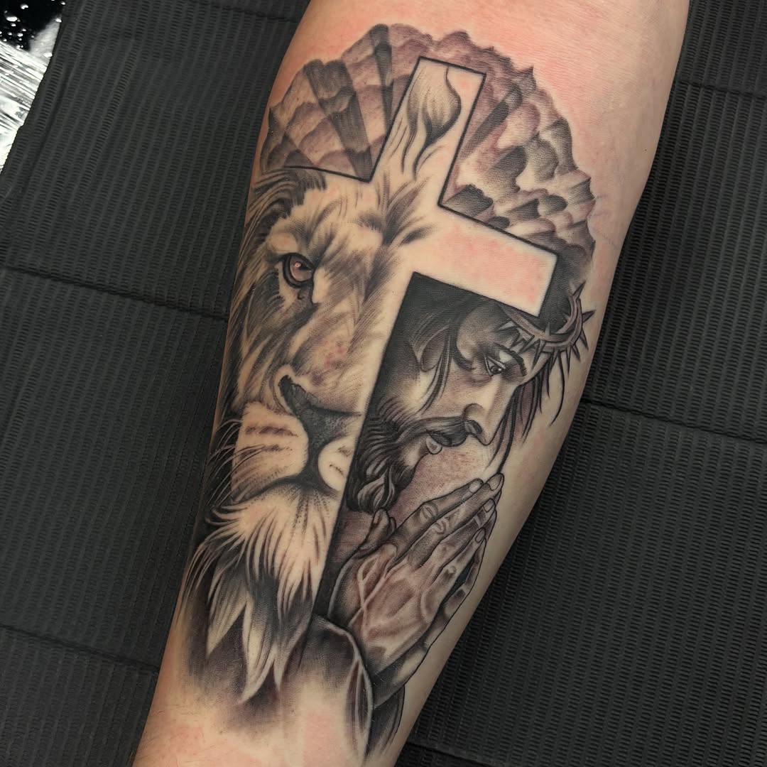 Tattoo by @jennyyyyflores โ realism, black_and_grey