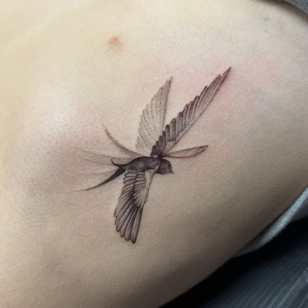Tattoo by @jennyyyyflores โ fine_line, realism