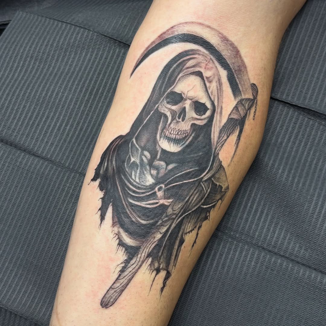 Tattoo by @jennyyyyflores โ realism, black_and_grey